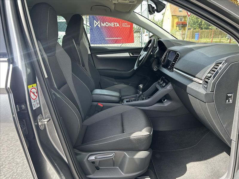 Škoda Karoq 1,0 TSi DPH  Kessy,LED,1xMajit - fotka 32 z 50