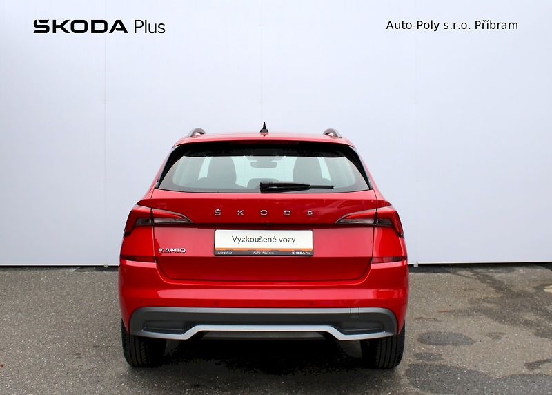 Škoda Kamiq (2024) Fresh 1.0TSI / 81kW 7°DSG - fotka 8 z 24
