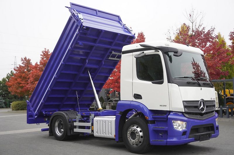 Mercedes-Benz Actros (2022) 1835 LS MP5 / NEW 3-way tipper - fotka 14 z 24