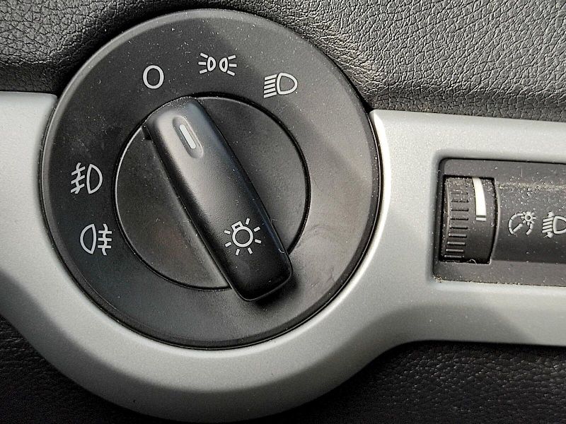 Škoda Octavia (2011) Combi Ambition 1,6 Tdi 77 Kw - fotka 22 z 29