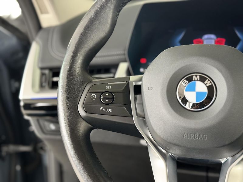 BMW X1 23d xDrive*xLine*KeyLess*DPH - fotka 27 z 37