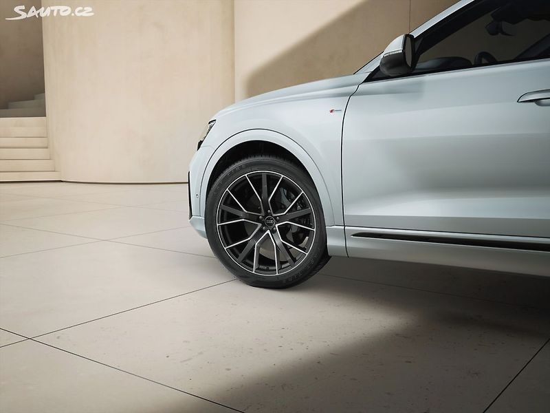 Audi Q8 (2026) S line TDI quattro - fotka 6 z 8