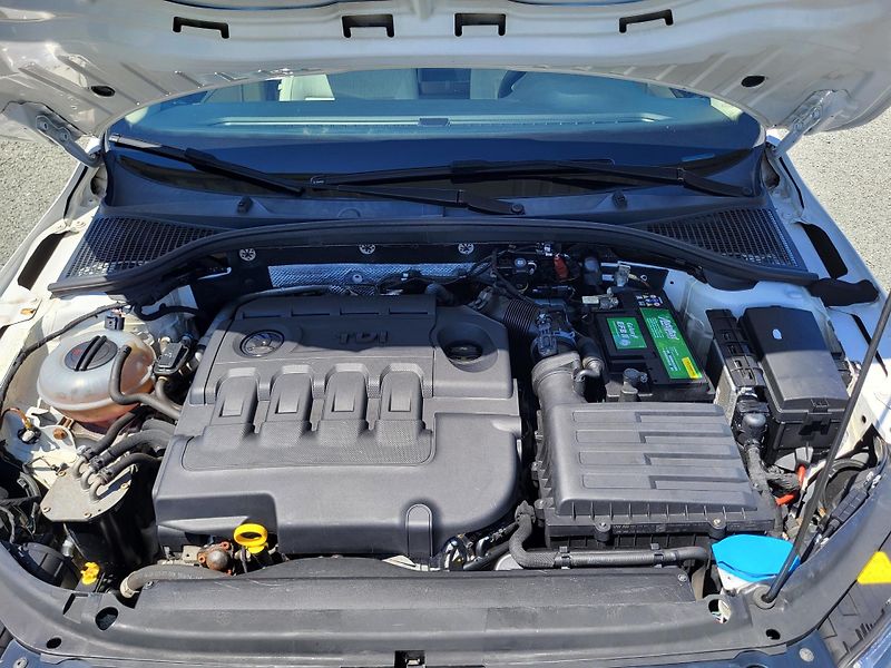 Škoda Octavia III combi 1.6 TDi 81kW STYLE - fotka 29 z 42