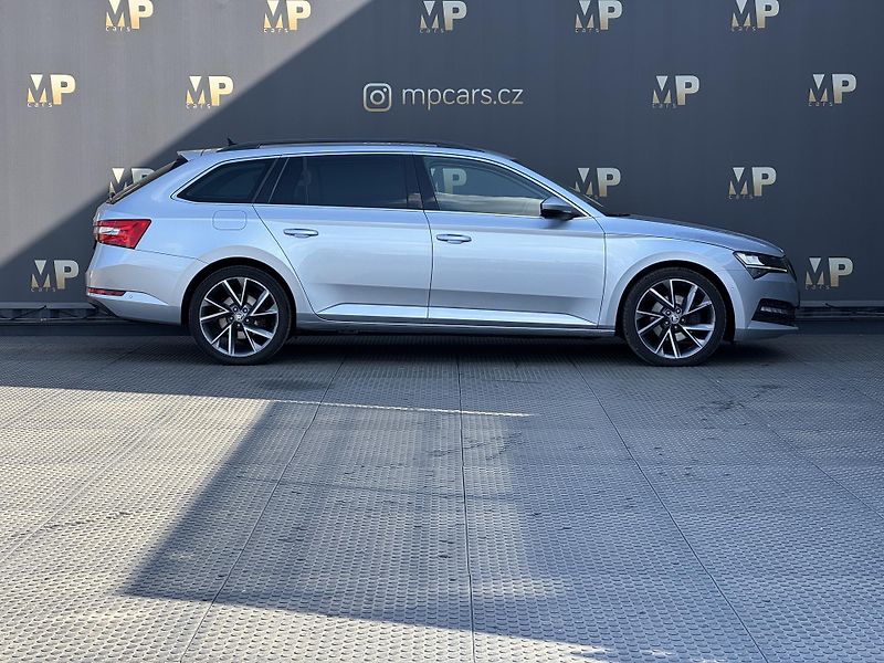Škoda Superb (2022) 2.0TDi DSG, Style RZV - fotka 4 z 46