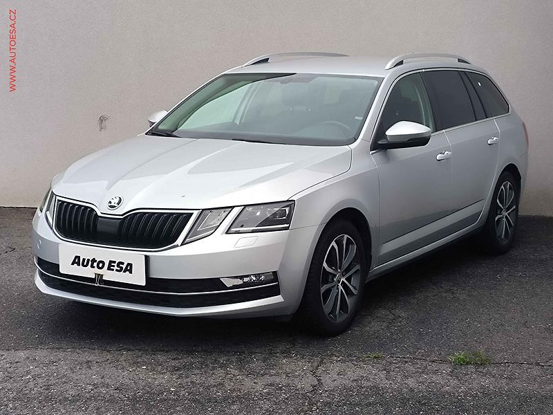 Škoda Octavia (2019) 2.0 TSi, Style, DSG, LED, TZ - fotka 3 z 24