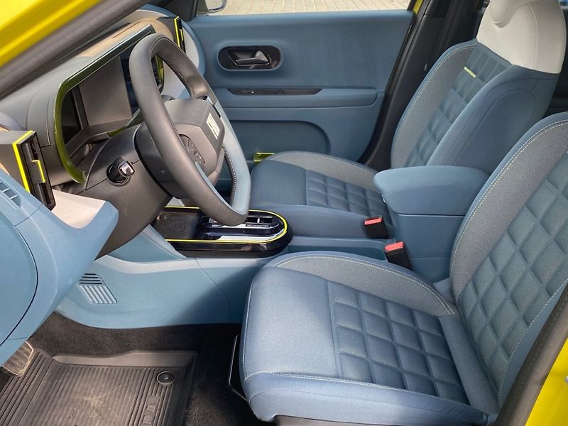 Fiat Grande Panda Electric (2025) LA PRIMA  (44kWh) - fotka 11 z 33