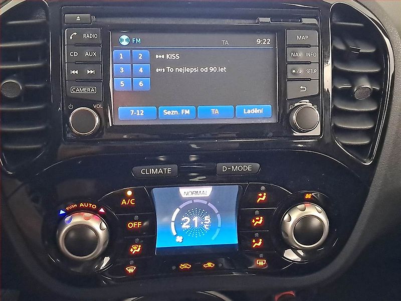 Nissan Juke (2016) 1.6 i, Automat, Serv.kniha - fotka 12 z 18