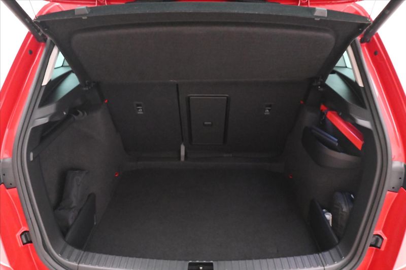 Škoda Karoq 2,0 TDI 110 kW DSG 4X4 TOUR Zá - fotka 10 z 33