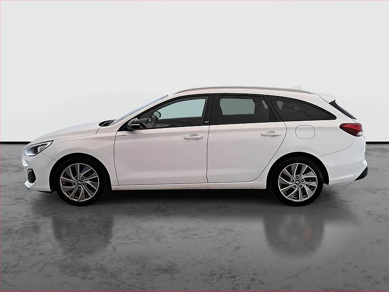 Hyundai i30 (2018) Go! 1.4 T-GDI, Navi, Tempomat - fotka 3 z 18