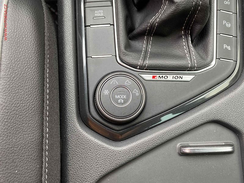 Volkswagen Tiguan (2021) 2.0 TSI 4x4, R-Line - fotka 17 z 25
