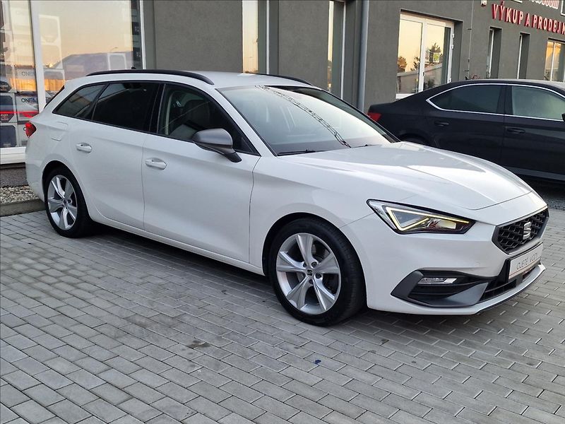Seat Leon 2.0TDI 110kW DSG FR ST,1.Maj - fotka 2 z 50