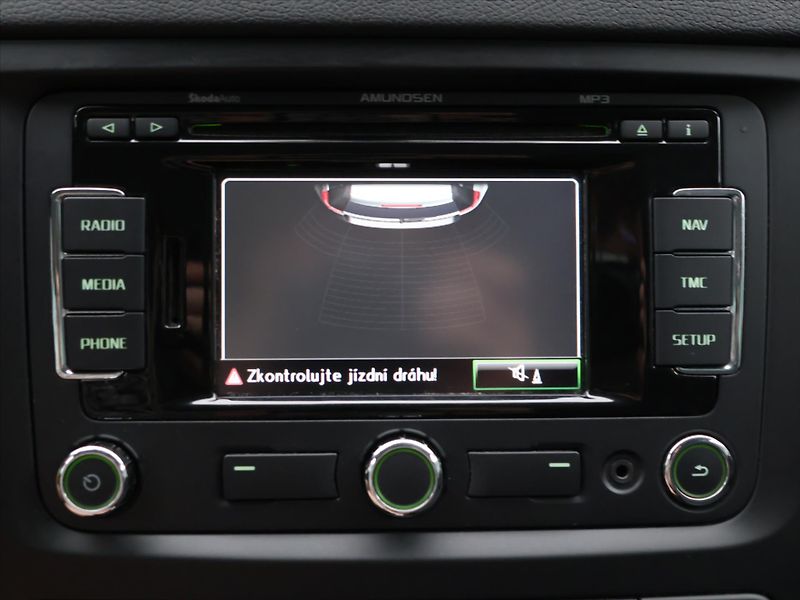 Škoda Yeti 2,0 TDI 103kW DSG 4x4 Xenon - fotka 22 z 31