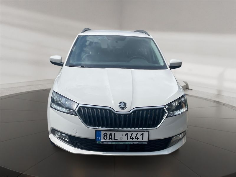 Škoda Fabia 1,0 TSI 81 Ambition - fotka 2 z 11