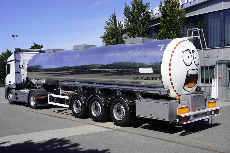 Ostatní (2022) SZUMLAKOWSKI NCSZ tanker 30/1  - fotka 4 z 12