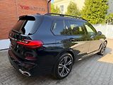BMW X7 40xD-INDIVID-MASÁŽE-R21-B&W-ČR - náhled 7