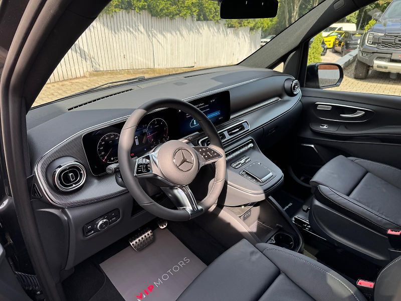 Mercedes-Benz Třídy V V300D-4M-AMG-AVANTG-R19-ČR-NOV - fotka 10 z 35