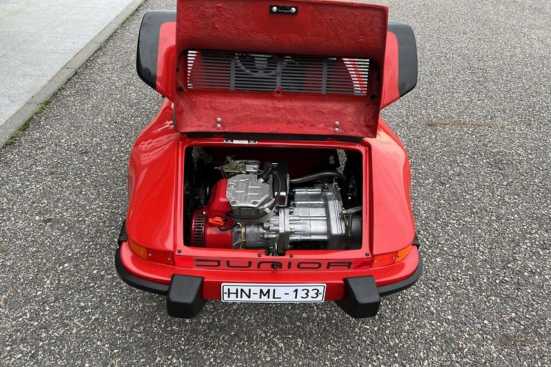 Porsche 911 JUNIOR - fotka 11 z 13