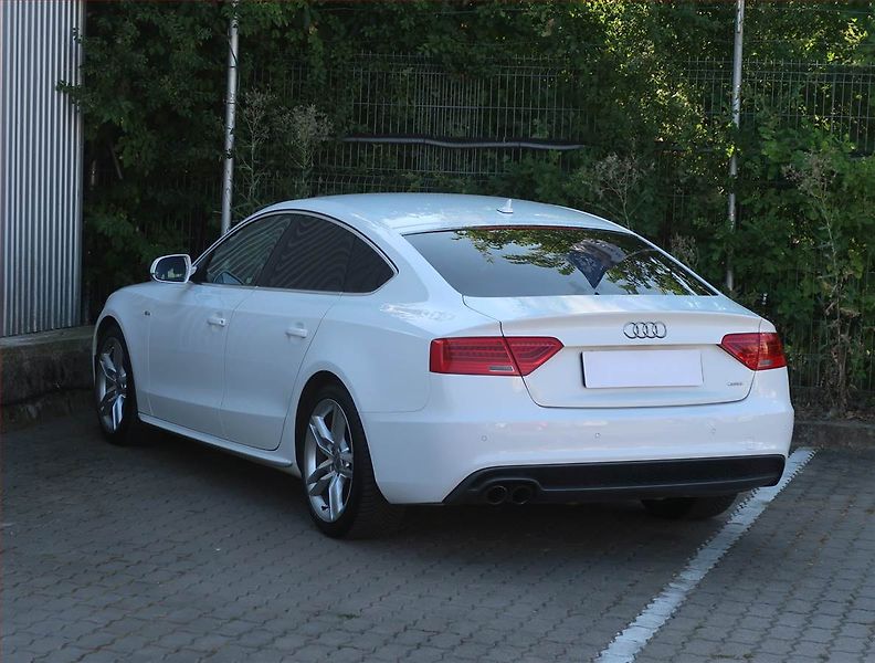 Audi A5 (2014) S-Line 2.0 TDI, 4X4, Automat - fotka 4 z 20