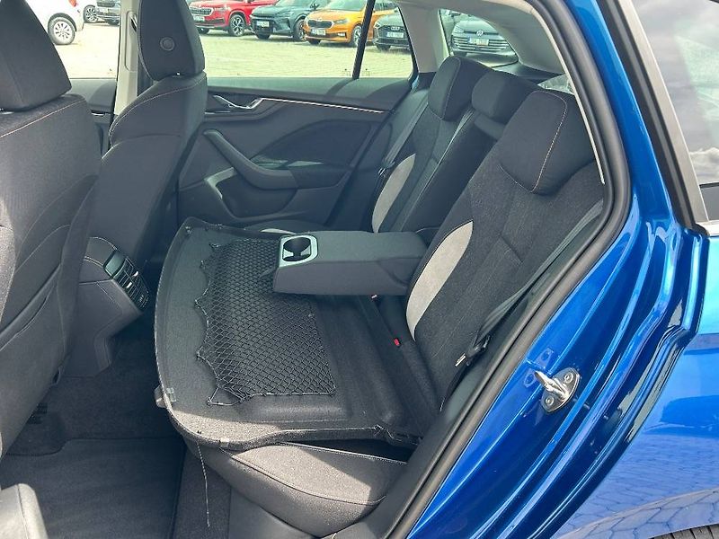 Škoda Scala Top Selection 7DSG 1,0TSI - fotka 8 z 24