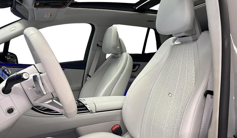 Mercedes-Benz EQE 500 4M AMG 360k. Bílý interiér - fotka 11 z 11