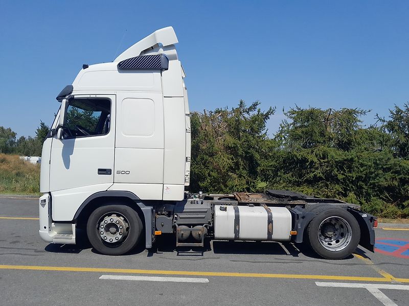 Volvo FH 500 LowDeck - fotka 16 z 39