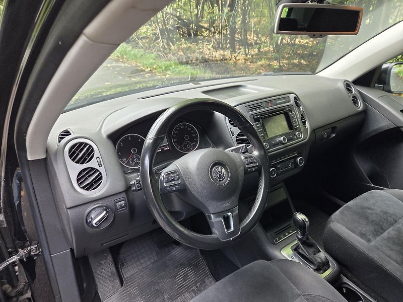 Volkswagen Tiguan (2011) 2,0 TDI 4x4 AUTOMAT - fotka 9 z 15