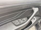 Volkswagen Passat 2.0 TDI/140kW R-Line DSG - náhled 32