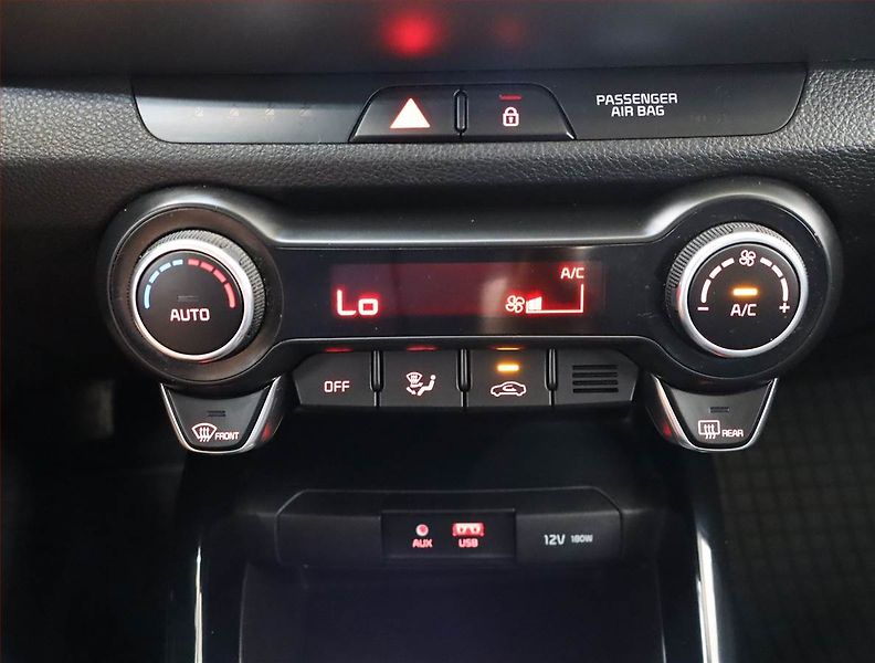 Kia Stonic (2019) 1.0 T-GDI, Automat, ČR,1.maj - fotka 20 z 24