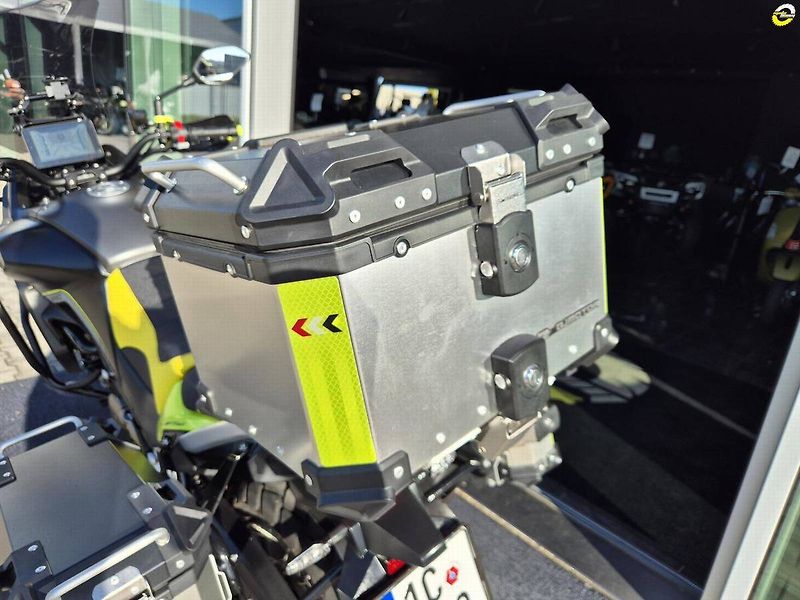 QJ Motor (2025) SVT 650 X (2025) – 1. majitel, - fotka 15 z 20