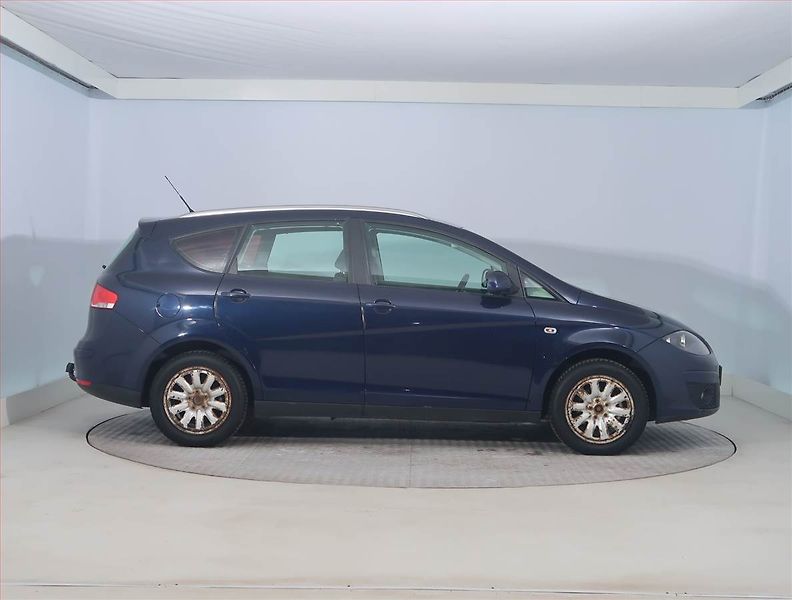 Seat Altea (2009) 1.4 TSI, nová STK, Tažné - fotka 6 z 16