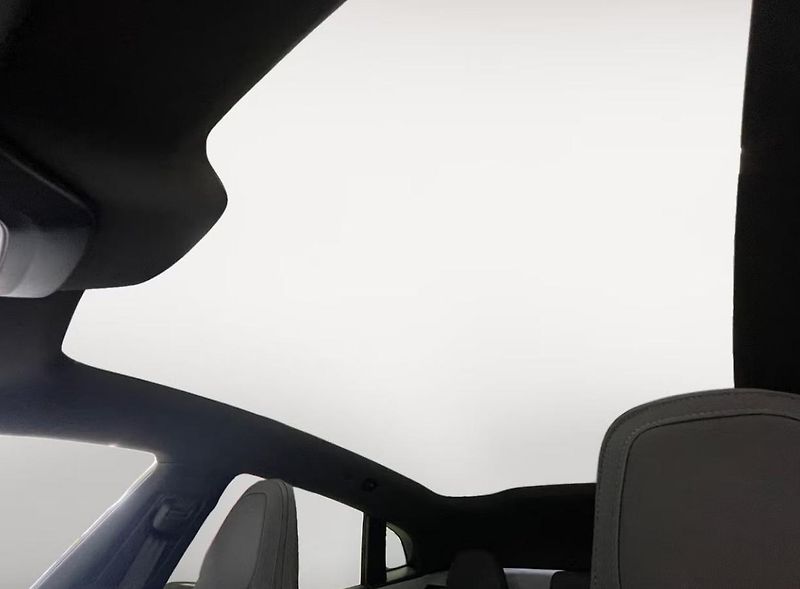 Polestar 4 LR Plus 360kam Panorama Tažné - fotka 16 z 23