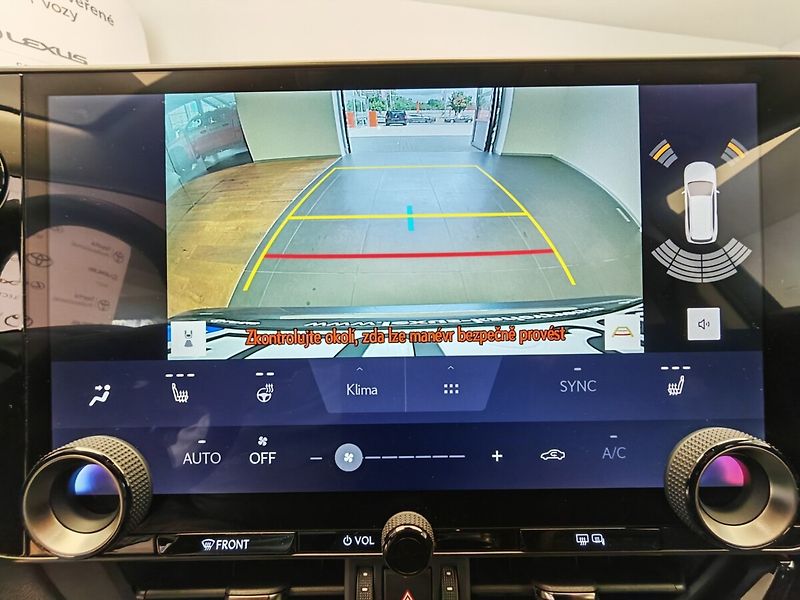 Lexus NX 450h plus 450h+ Plug-in Hybrid EXECUTIVE - fotka 37 z 44