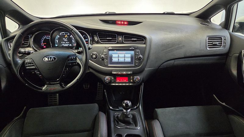 Kia Ceed - fotka 6 z 6