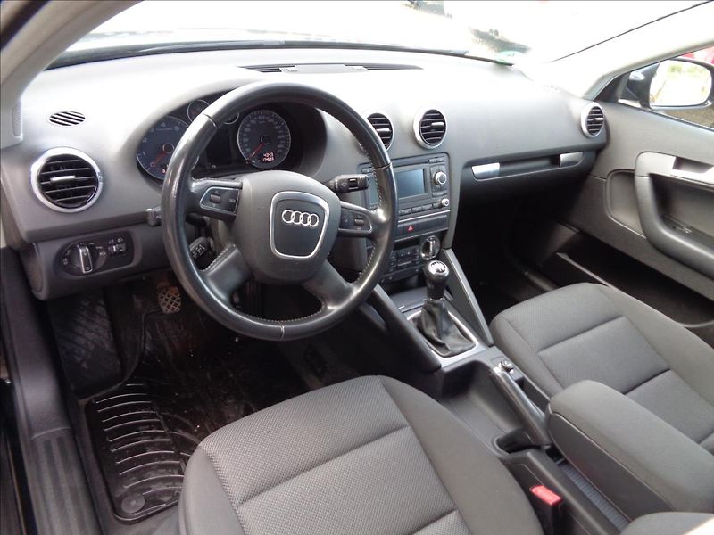 Audi A3 1,4 - fotka 14 z 16
