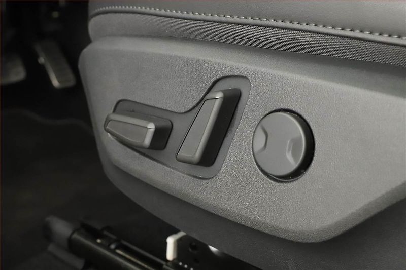 Kia Niro (2024) Premium Hybrid - fotka 10 z 20