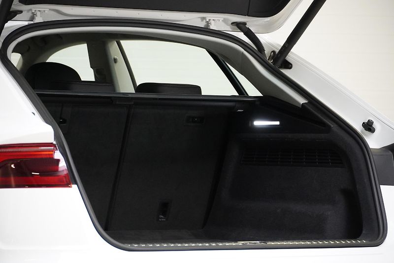 Audi Q8 3.0TDI,ČR,1.MAJ,DPH,NZ.TOPENÍ - fotka 9 z 34