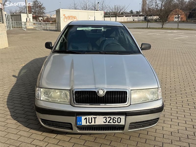Škoda Octavia (2001) 1.9TDI, 66kw Automat - fotka 8 z 19