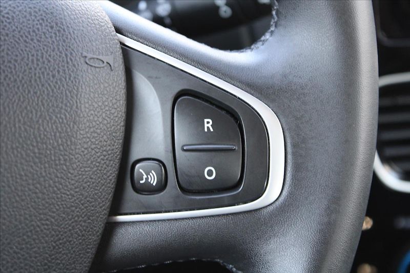 Renault Clio 1,2 i  NOVÉ V ČR,1.MAJITEL - fotka 17 z 26