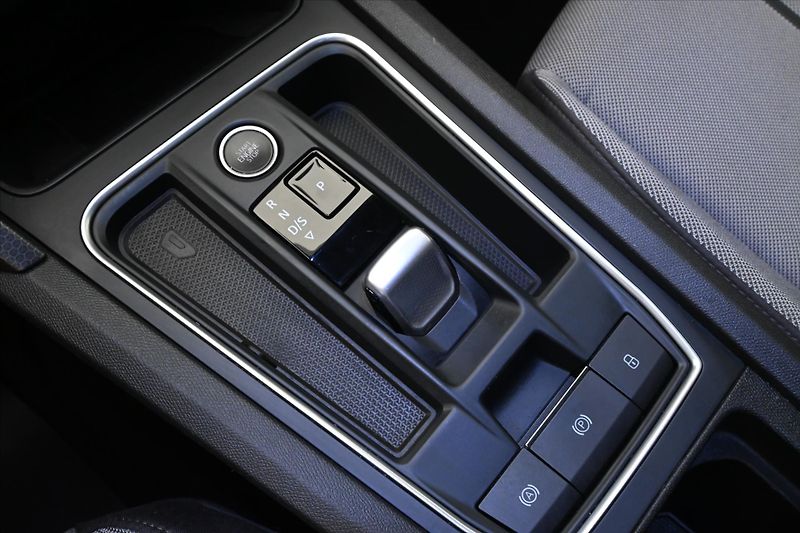 Seat Leon 2,0 TDI 110 kW DSG Style Záruk - fotka 22 z 30