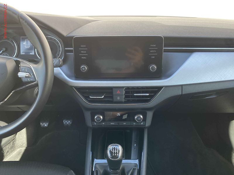 Škoda Kamiq (2023) 1.0 TSi, TOUR, LED, kamera, - fotka 12 z 20