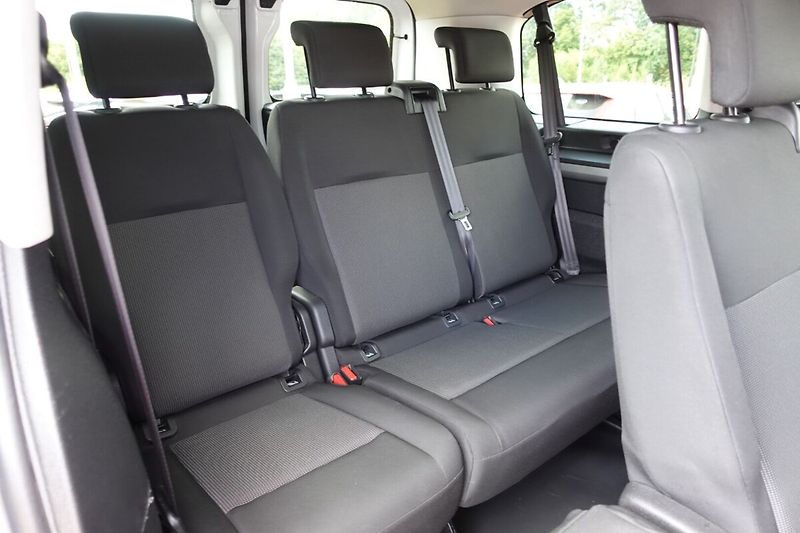 Toyota ProAce 2.0 D-4D 140k L1 Business - fotka 13 z 28