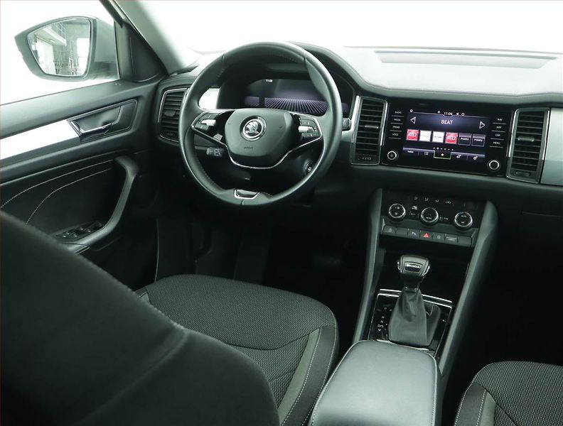 Škoda Kodiaq (2023) Ambition 2.0 TDI - fotka 7 z 17