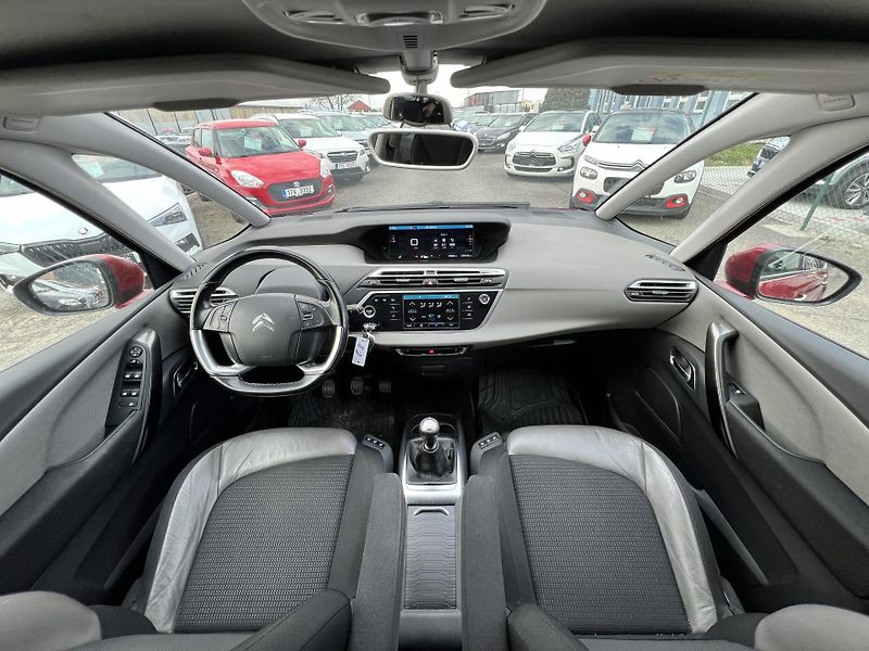 Citroën Grand C4 Picasso 2.0HDi 7MÍST KAMERA KLIMA ČR - fotka 15 z 49