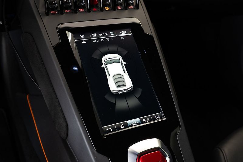 Lamborghini Huracán EVO coupé /LIFT/Sensonum/PPF - fotka 12 z 23