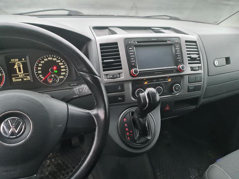 Volkswagen Multivan (2012) T5 2.0 TDi 103-KW KLIMA WEBAST - fotka 26 z 30