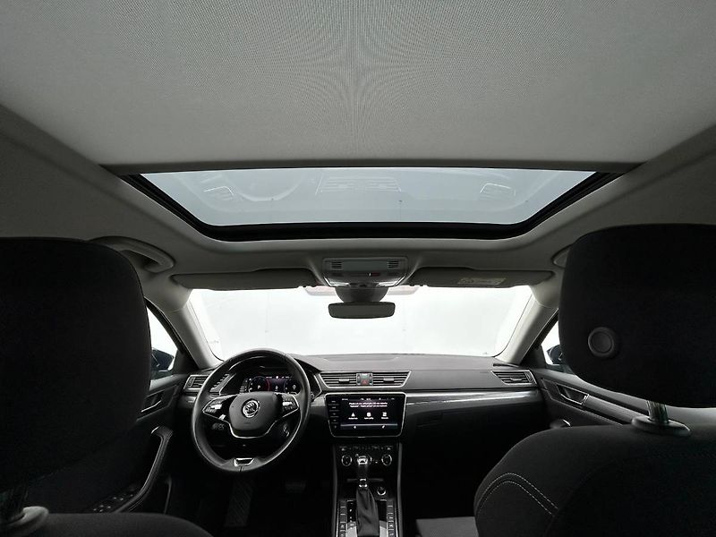Škoda Superb (2023) 2.0 TDI 110kW Tažné Panorama - fotka 33 z 35