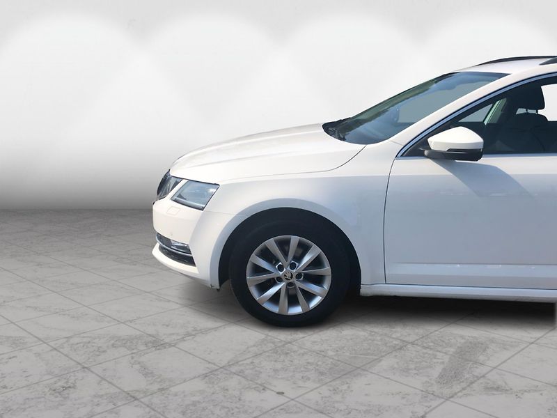 Škoda Octavia Combi 1.5 TSI G-Tec DSG - fotka 10 z 29