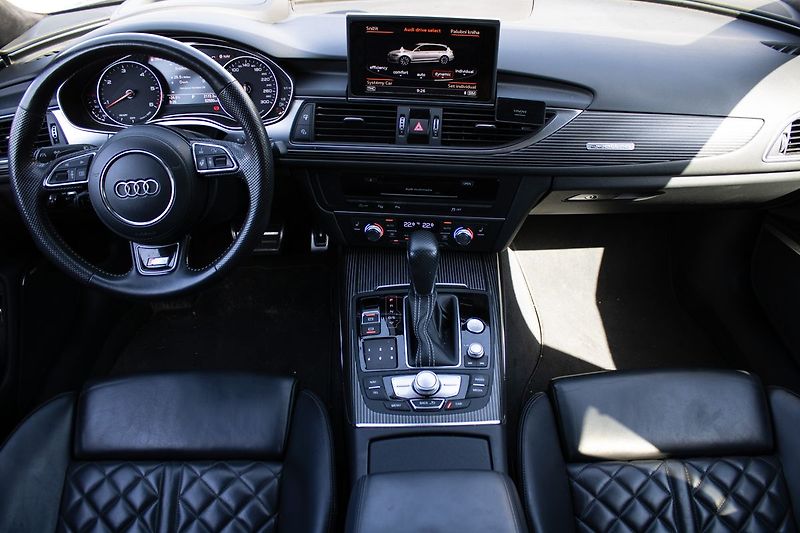 Audi A6 - fotka 23 z 24