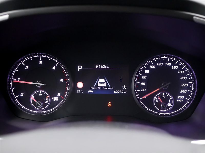 Hyundai Santa Fe 2,2 CRDi 142kW Style CZ DPH - fotka 16 z 36