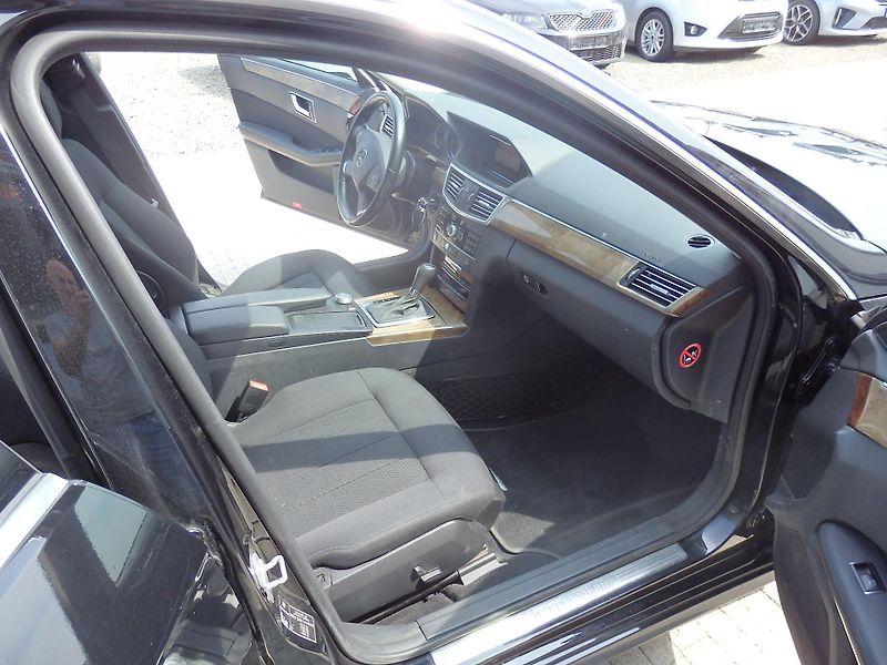 Mercedes-Benz Třídy E 220 CDI 8x AIRBAG, KLIMA - fotka 10 z 16